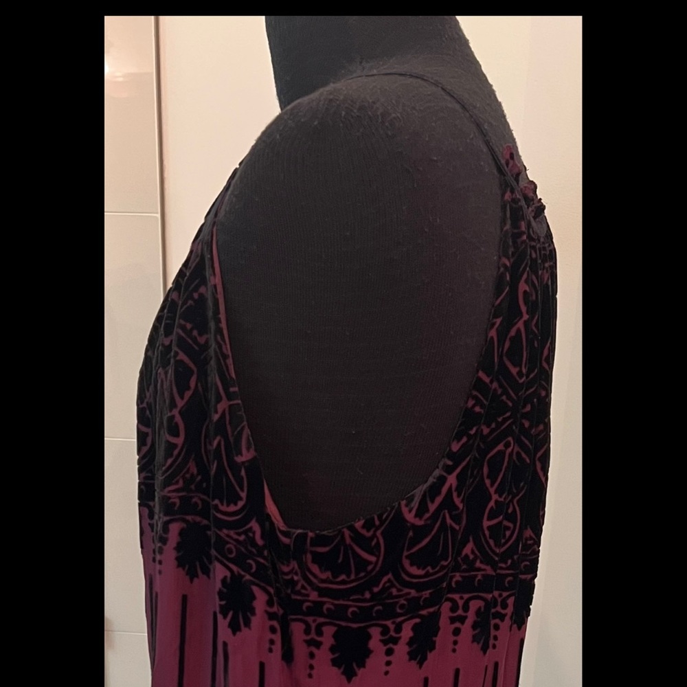 Max Studio Dress - Picture 3 of 6